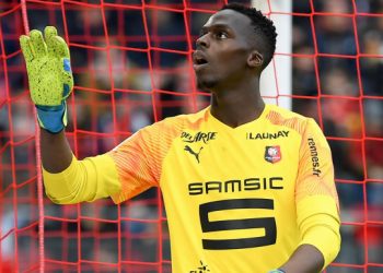 Chelsea Set To Sign New Goalkeeper For £18m