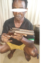 Ogun police arrest wanted Eiye cultist during robbery operationOgun police arrest wanted Eiye cultist during robbery operation