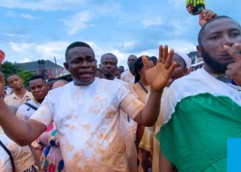 Cleric worried over bad roads in Imo, leads protest