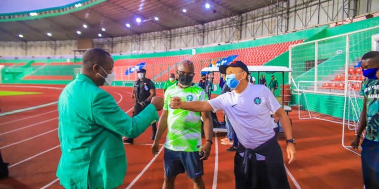 Sports Minister Sunday Dare questions the competence of Super Eagles coach Gernot Rohr following 2 draws against Sierra Leone