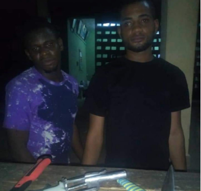 Police resume duties in Anambra, arrest two armed robbery suspects, recover arms, stolen car