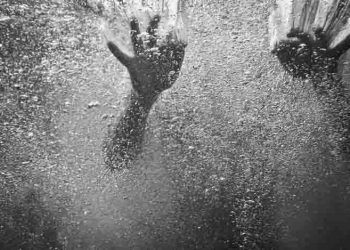 Law student drowns in hotel pool