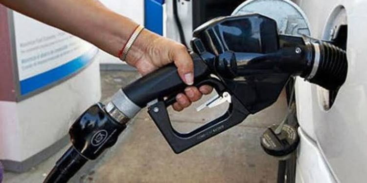 Petrol hike: ‘This is next level hardship’, Nigerians slam Buhari