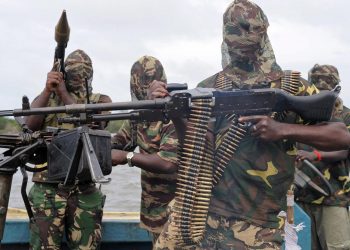 Militants burst oil and gas pipelines  at Shell, Agip oil fields in Bayelsa