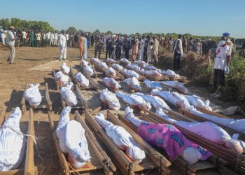 Borno killings: Again, Senate asks Buhari to sack service chiefs