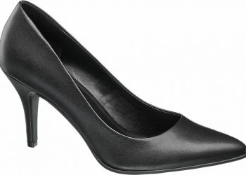 Woman strikes husband to death with shoe heel