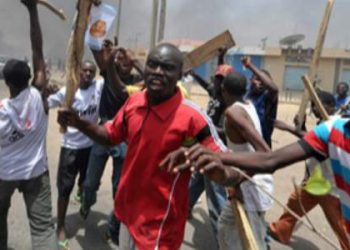 Suspected thugs on rampage over leader’s death in Osun