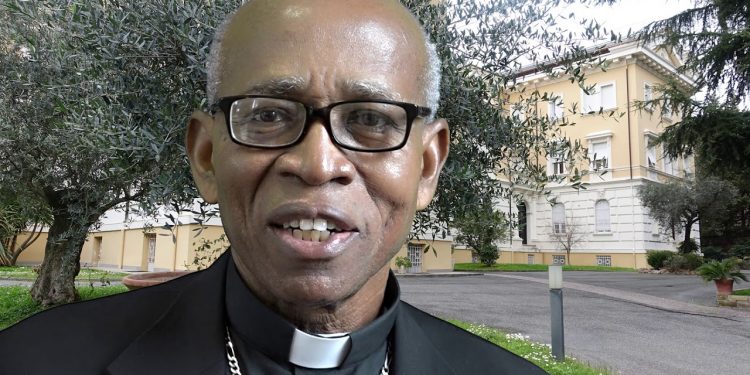 Prelate blames political leaders  for fall of education standard