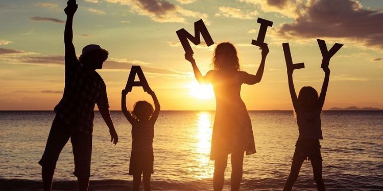 How to build a strong family