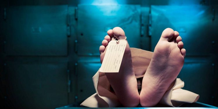 Mortuary attendant held over missing body