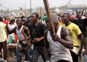Hoodlums kill two policemen in Akwa Ibom