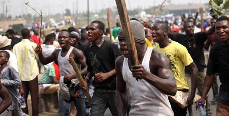 Hoodlums kill two policemen in Akwa Ibom