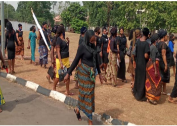 Anambra community women protest oppression from Maduka, PDP gov. aspirant