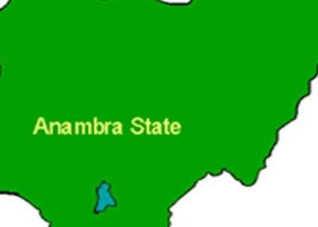 Anambra community honours indigenes for selfless service