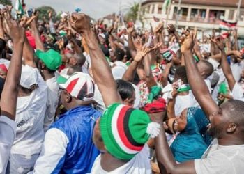 Dangers of sycophantic politics