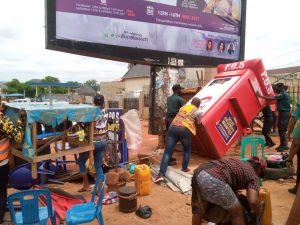 Illegal shops destroyed as owners cry out for help