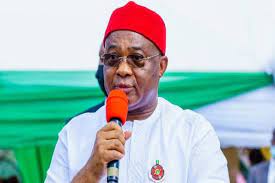 Stop asking citizens to raise hands at checkpoints’, Uzodimma tells security operatives