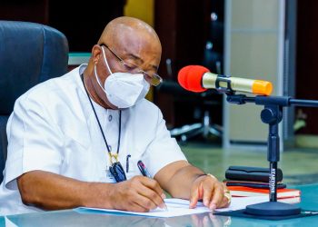 Traditional ruler lauds Uzodimma over oil wells recovery