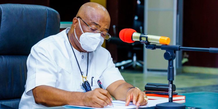 Traditional ruler lauds Uzodimma over oil wells recovery