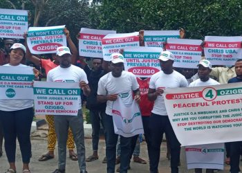 Anambra polls: Youths protest against Nwabunike, Chris Uba