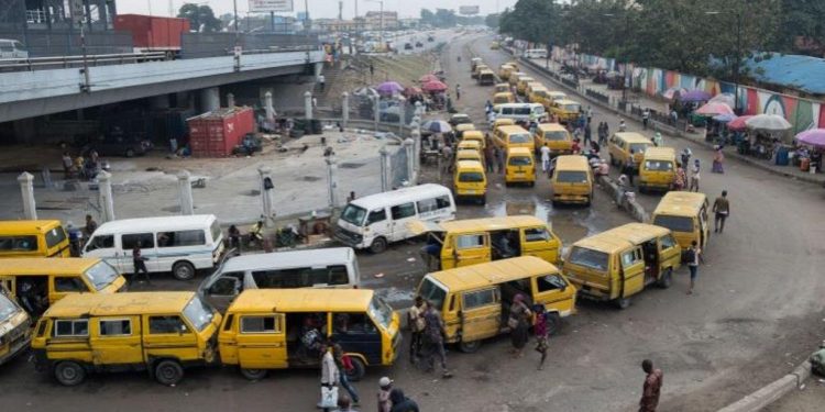 Commercial bus drivers seek extension of painting policy