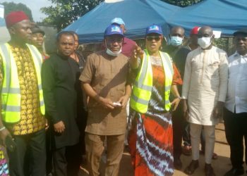 Lawmaker offers free health care services to constituents