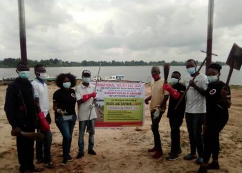 World Youth Day: YAD-i charges youth on usefulness, cleans up Oguta Lake