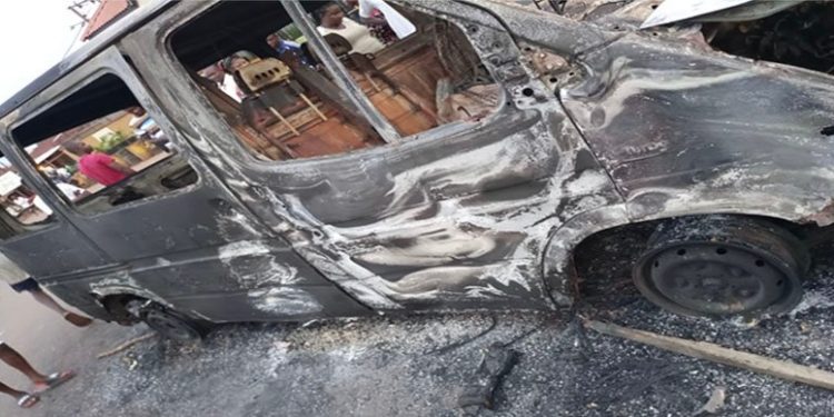 IPOP sit-at-home: Hoodlums set bus loaded with bread ablaze in Enugu