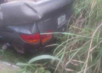 2 die as vehicle plunges into ditch in Anambra