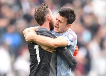 West Ham 1-2 Manchester United: Late David de Gea penalty save and Jesse Lingard winner haunts Hammers