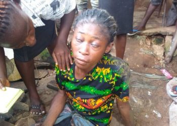 Anambra 2021: ZLP candidate weeps as nursing mother collapses while hawking