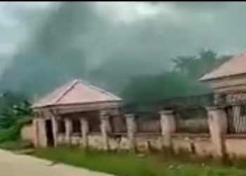 DSS, FRSC offices attacked in Nnewi