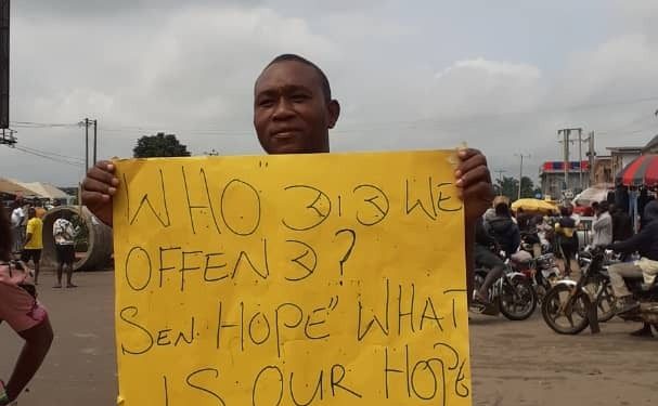 Umuguma residents protest over deplorable road