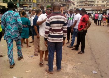 Shop owners kick, as revenue service seals shops in Umuahia