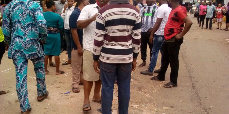 Shop owners kick, as revenue service seals shops in Umuahia