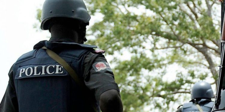 2 suspected street light vandals arrested in Anambra
