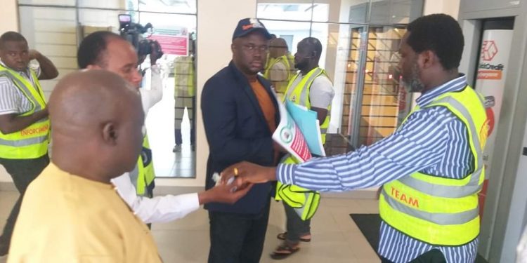 Customers stranded as Revenue Service seals First bank, Fidelity branches over unpaid tax