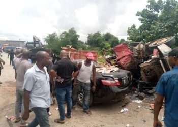 5 injured, 1 dead as trailer fell in Anambra road crash