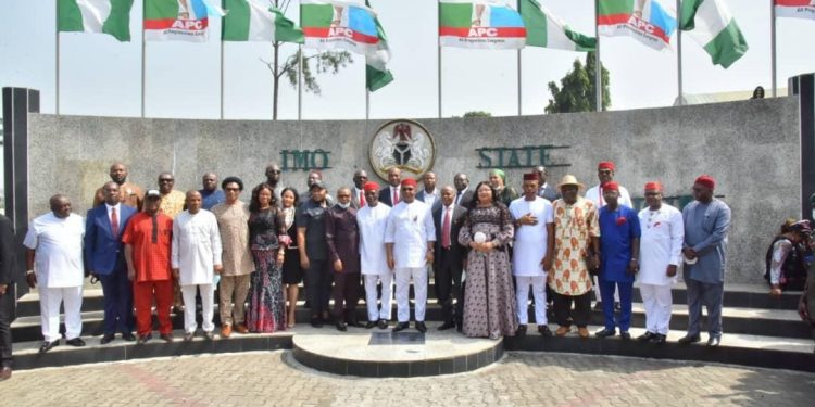 Your appointment call to service, Uzodimma tells 18 new commissioners