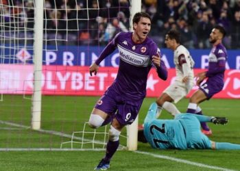 Dusan Vlahovic: Juventus close in on signing of Serbia striker from Serie A rivals Fiorentina
