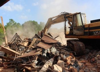 Anambra govt set to demolish wrongly cited building in Onitsha market
