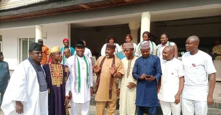 Sen Okorocha engages National Forum for southeast Presidency in Owerri