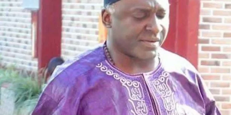 Nollywood veteran Clem Ohameze gets N1.5M gift from pastor who sponsored his surgery
