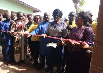 Philanthropist renovates community school, awards scholarship to students