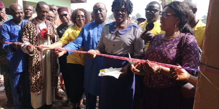 Philanthropist renovates community school, awards scholarship to students
