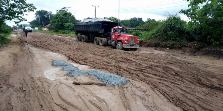 Ihiagwa, Umuoma residents urge govt to expedite road construction