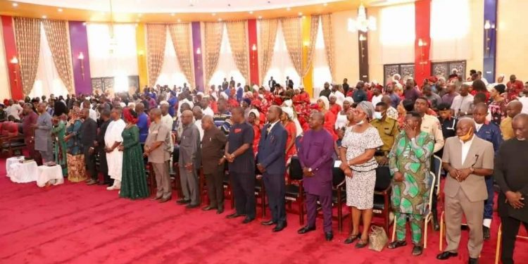 Umahi declares prayers for successor
