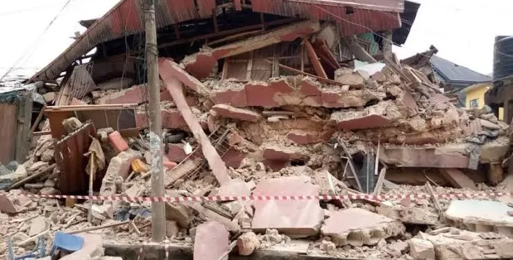 Contractor, workers escape death as building collapses in Umuahia