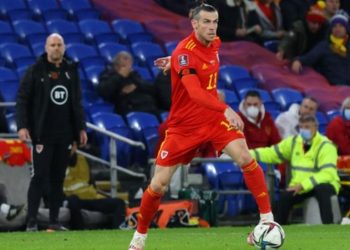 Gareth Bale: Wales expect captain to face Austria despite injury doubt