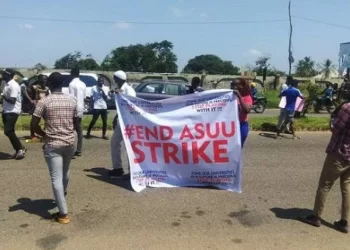 ASUU strike; UNIZIK student protest in Anambra, demand solution